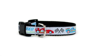 The front of the Little Speedster Dog Collar, displaying the pattern repeating itself along the length of the collar.